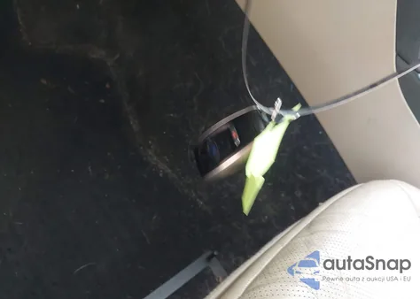 2017 Subaru Outback 2.5I Limited z USA, uszkodzony, nr VIN 4S4BSANC4H3311352